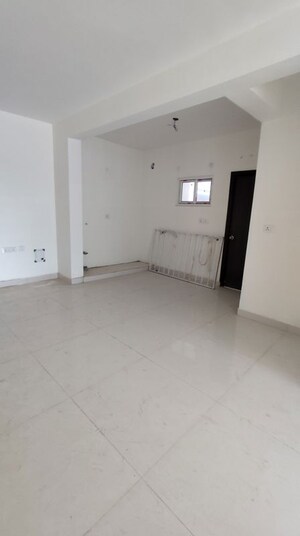 2 BHK Apartment For Sale in Rajapushpa Imperia, Tellapur