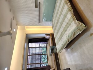 Bedroom in 2 BHK Apartment at Ekta Heights Khar West, Khar West – for Rent