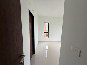 Room in 3 BHK Apartment at Shapoorji Pallonji Joyville Hinjewadi, Hinjewadi – for Rent