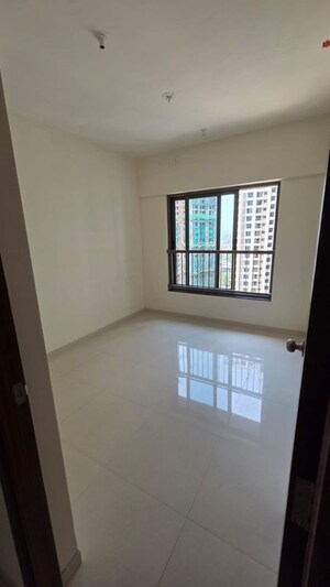 2 BHK Apartment For Rent in Dosti Eastern Bay Phase 1, Wadala