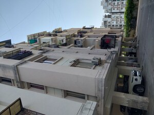  Apartment For Sale in Vadodar