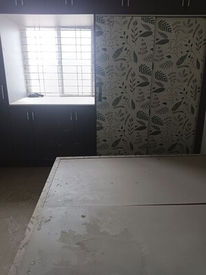 Room in  Apartment at Ameenpur – for Sale