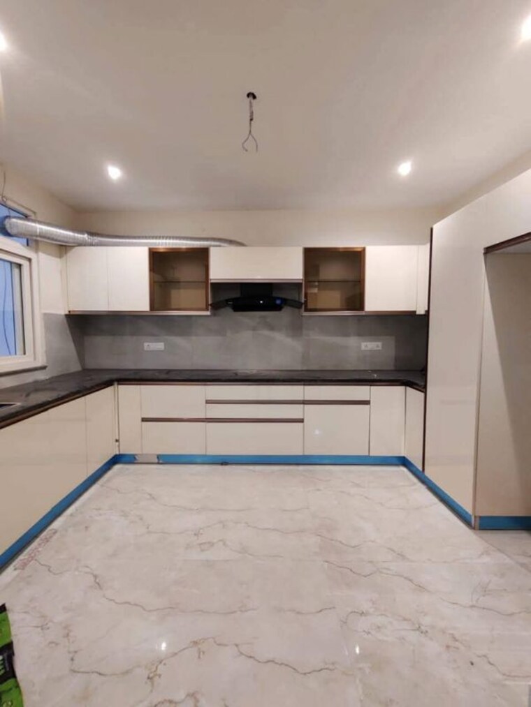 Kitchen, ild-greens 3 Bedroom 2790 Sq.Ft. Apartment In Sector 37c Gurgaon 10564298
