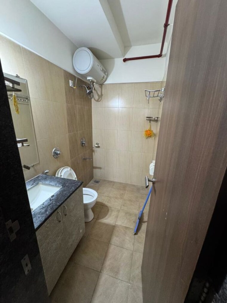 Bathroom, gera-adara 2.5 Bedroom 700 Sq.Ft. Apartment In Hinjewadi Pune 10564311