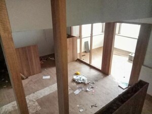 Room in  Apartment at Date Nagar – for Sale