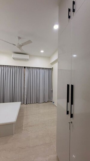 Bathroom in 3 BHK Apartment at Kanakia Silicon Valley, Powai – for Rent