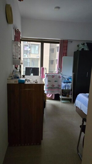 Team Area in 3 BHK Apartment at Kanakia Silicon Valley, Powai – for Rent