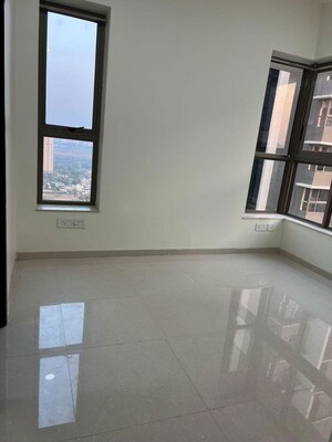 Furnished Amenities in 2 BHK Apartment at Raymond The Address, Pokhran Road No Two – for Rent