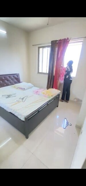 1 BHK Apartment For Rent in Lodha Splendora, Ghodbunder Road