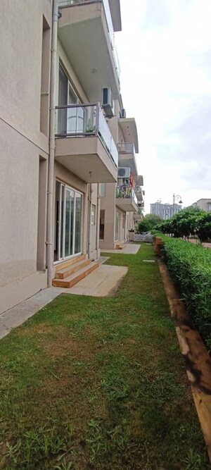 3 BHK Builder Floor – Exterior View View at BPTP Amstoria, Sector 102 - for Sale