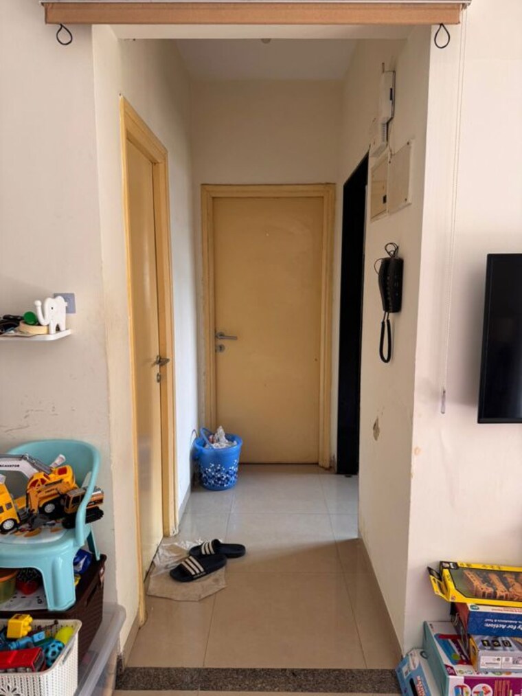 Living Room, kalpataru-hills 1 Bedroom 460 Sq.Ft. Apartment In Manpada Thane 10564443