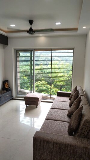 2 BHK Apartment For Sale in Kalpataru Hills, Manpada