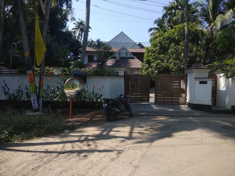 Exterior View, nettoor 4 Bedroom 4500 Sq.Ft. Independent House In Nettoor Kochi 10564452