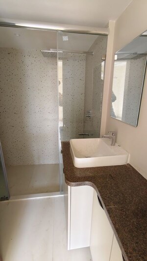 Bathroom in 4 BHK Apartment at Mahavir Square, Manpada – for Rent