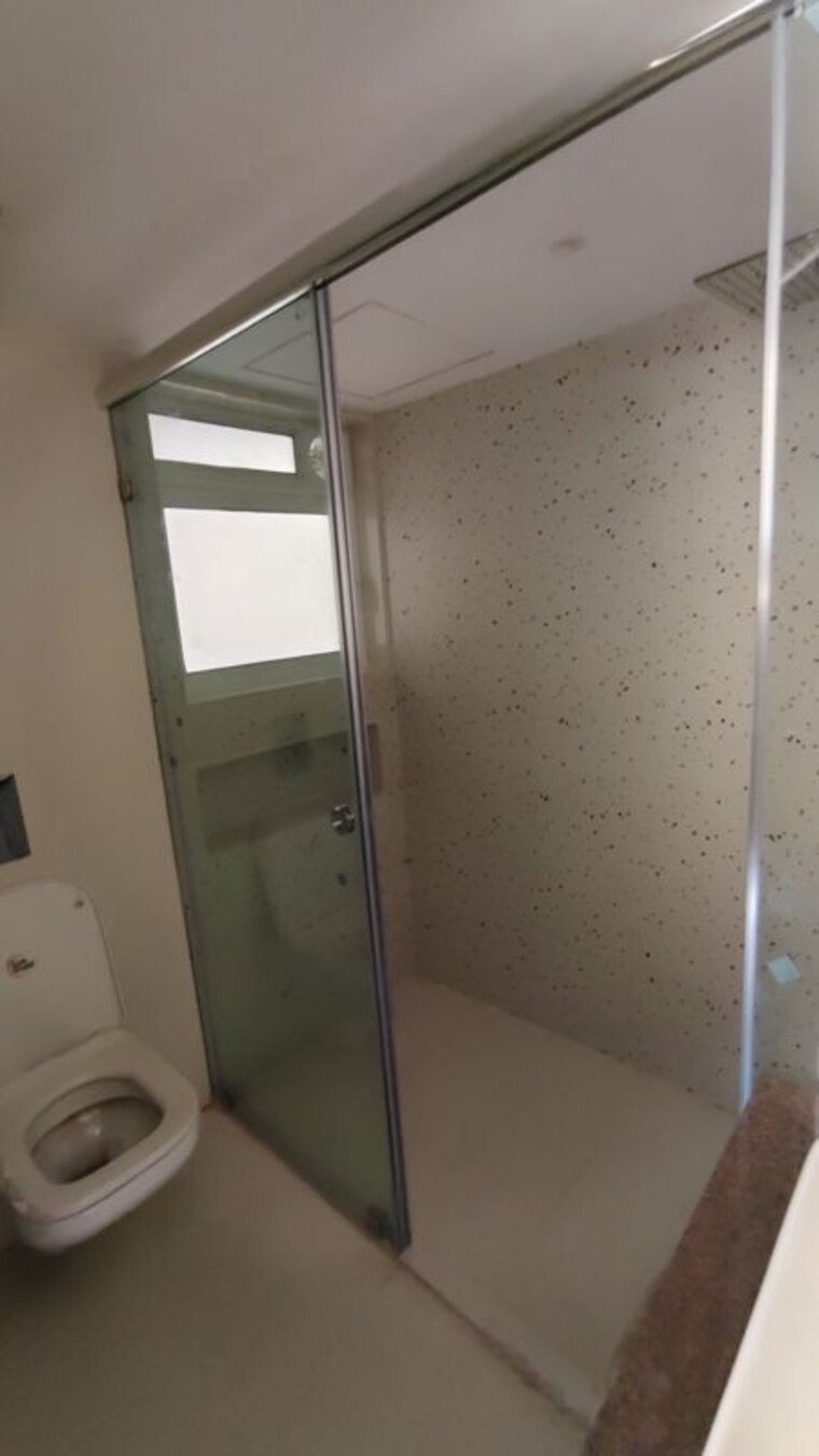Bathroom, mahavir-square 4 Bedroom 1260 Sq.Ft. Apartment In Manpada Thane 10564472