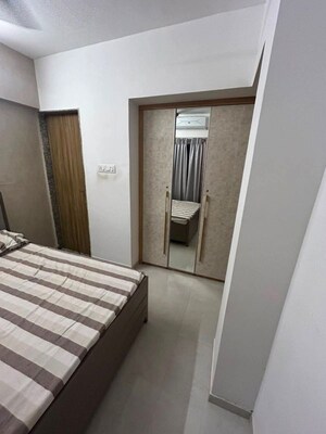 Room in 2 BHK Apartment at Dosti West County Phase 4 Dosti Pine, Balkum Pada – for Sale