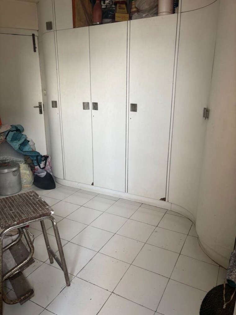 Bathroom, ats-green-village 3 Bedroom 1550 Sq.Ft. Apartment In Sector 93a Noida 10564516