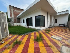 3 BHK Independent House – Exterior View View at Chattarpur - for Rent