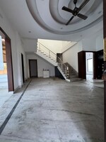 3 BHK + Prayer Room,Servant Room,Extra Room 4000 Sq.Ft. Independent House in Chattarpur