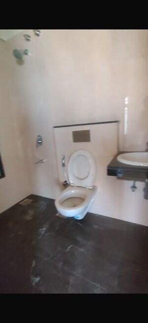 Bathroom in 1.5 BHK Apartment at Sheth Avante, Kanjurmarg West – for Rent