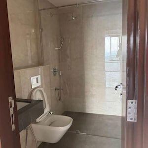 Bathroom in 5 BHK Apartment at Rustomjee Crown, Prabhadevi – for Rent