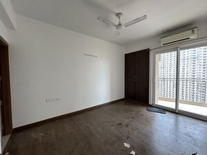 Room in 3 BHK Apartment at ATS Homekraft Pious Hideaways, Sector 150 – for Rent