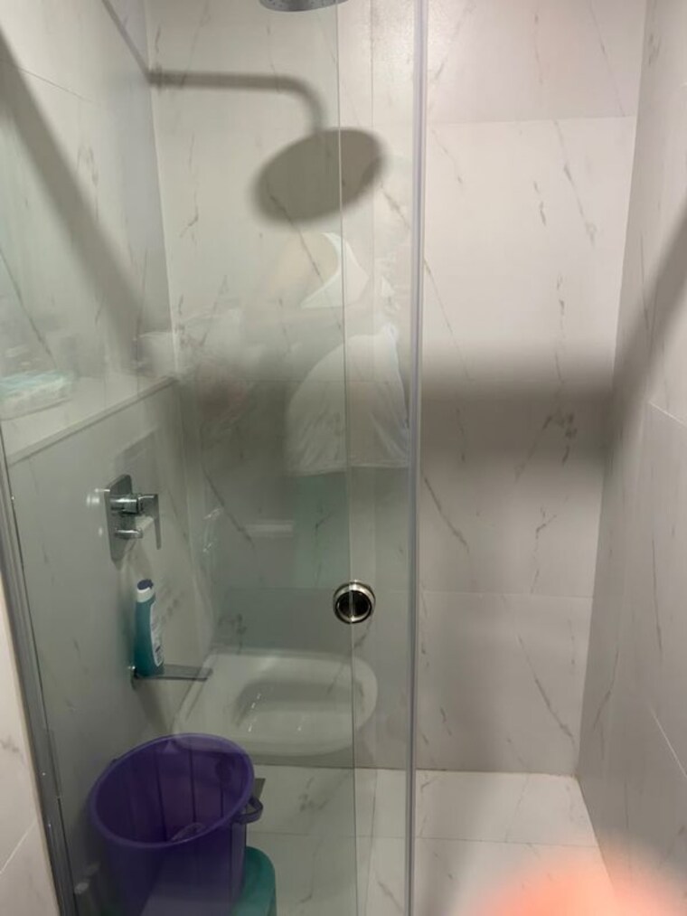 Bathroom, lodha-bel-air 2.5 Bedroom 820 Sq.Ft. Apartment In Jogeshwari West Mumbai 10564588