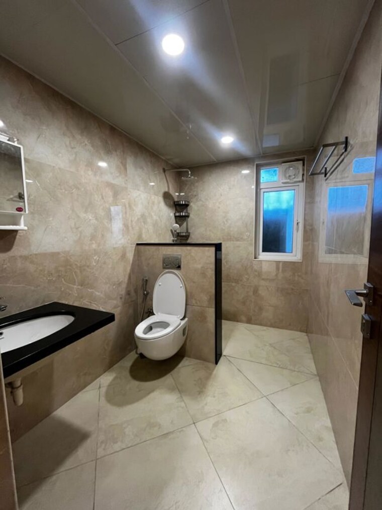 Bathroom, sumadhura-olumpus 4 Bedroom 2880 Sq.Ft. Apartment In Nanakramguda Hyderabad 10564582
