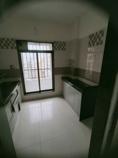 1 BHK Apartment For Sale in Parshwa Heights