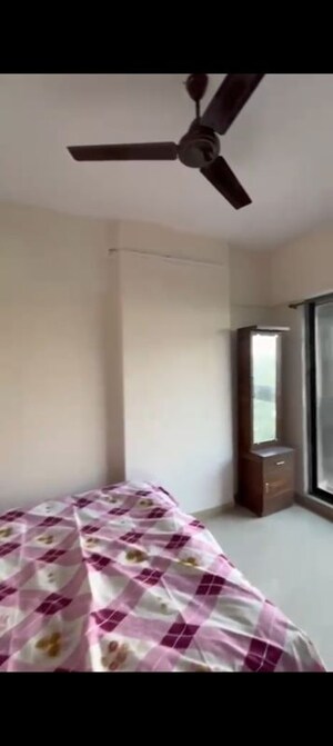 Bedroom in 1 BHK Apartment at Anupam Apartments Vile Parle, Vile Parle West – for Rent
