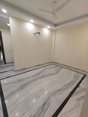 Room in 2 BHK Builder Floor at Malviya Nagar – for Rent