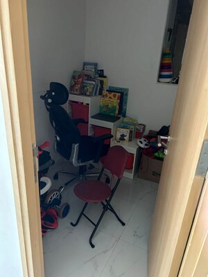  2 BHK Apartment at Dosti Eastern Bay, Wadala – for Rent