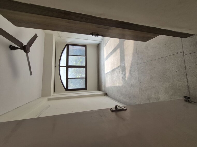 Room, mayur vihar 3.5 Bedroom 1350 Sq.Ft. Apartment In Mayur Vihar Delhi 10564678