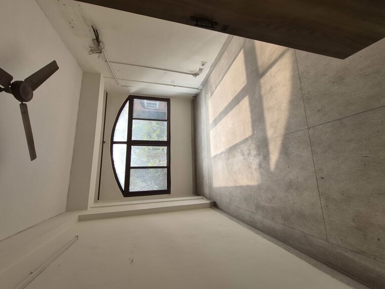 Room, mayur vihar 3.5 Bedroom 1350 Sq.Ft. Apartment In Mayur Vihar Delhi 10564678