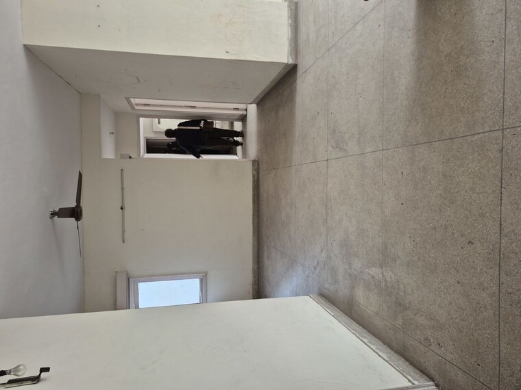 undefined, mayur vihar 3.5 Bedroom 1350 Sq.Ft. Apartment In Mayur Vihar Delhi 10564678