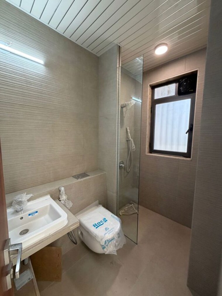 Bathroom, anandi-bhuvan 4 Bedroom 1600 Sq.Ft. Apartment In Santacruz East Mumbai 10564747
