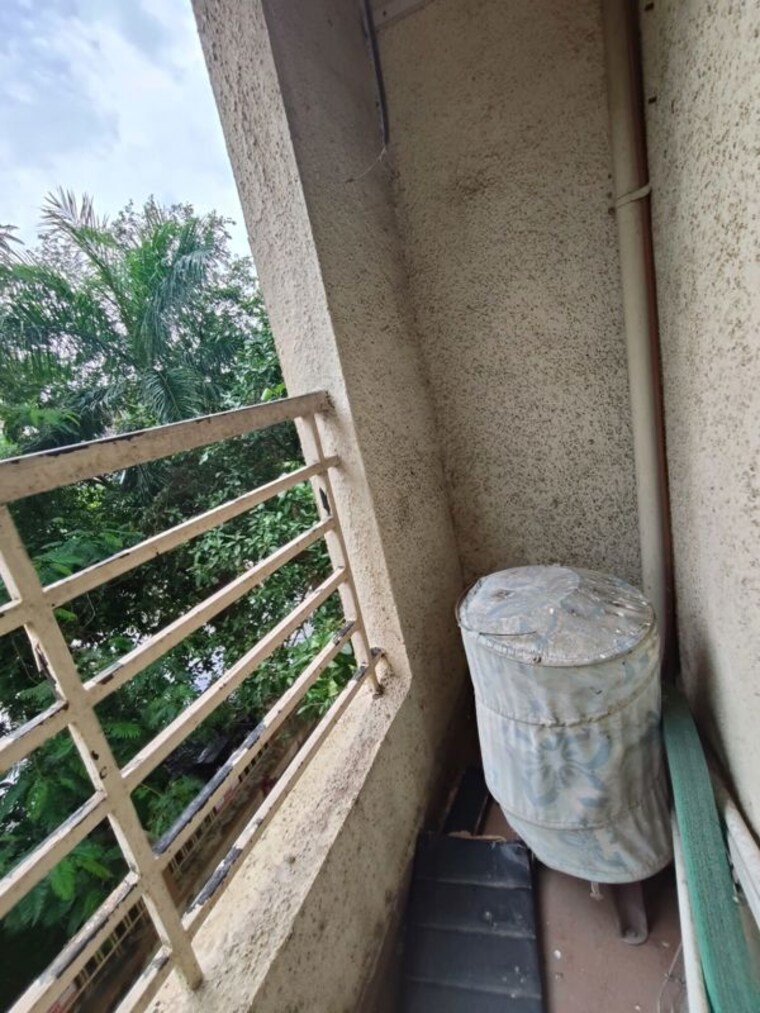 Balcony, mandar-nature-glory 2 Bedroom 1000 Sq.Ft. Apartment In Kalwa Thane 10564749