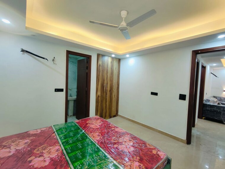 Bedroom, freedom fighters enclave 1 Bedroom 600 Sq.Ft. Apartment In Freedom Fighters Enclave Delhi 10525032