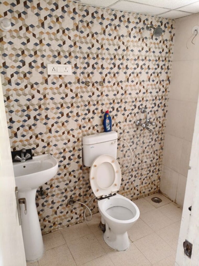 Bathroom, nilaya-greens 2 Bedroom 852 Sq.Ft. Apartment In Raj Nagar Extension Ghaziabad 10564786