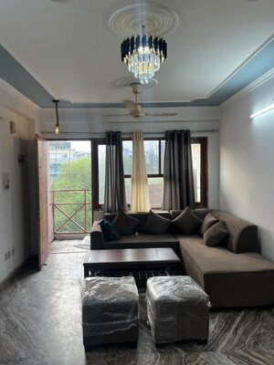 Living Room in 3 BHK Apartment at Saket – for Rent