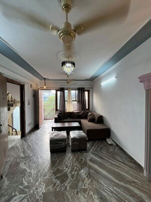 Living Room in 3 BHK Apartment at Saket – for Rent