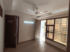 Room in 2 BHK Builder Floor at Malviya Nagar – for Rent