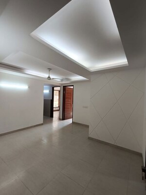 Room in 2 BHK Builder Floor at Malviya Nagar – for Rent