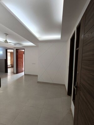 Room in 2 BHK Builder Floor at Malviya Nagar – for Rent