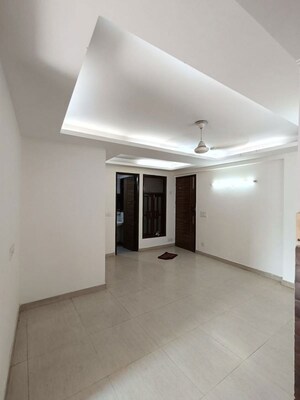 Room in 2 BHK Builder Floor at Malviya Nagar – for Rent