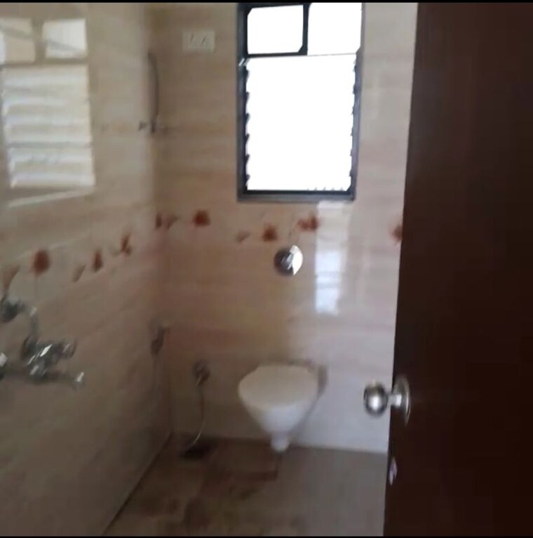 Bathroom, dgs-sheetal-dharmaraj 2 Bedroom 750 Sq.Ft. Apartment In Malad West Mumbai 10564901