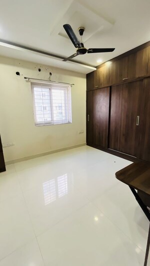 Room in 2 BHK Apartment at Golden Tulip Kondapur, Kondapur – for Rent