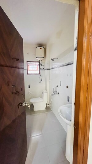 Bathroom in 3 BHK Apartment at Golden Tulip Kondapur, Kondapur – for Rent
