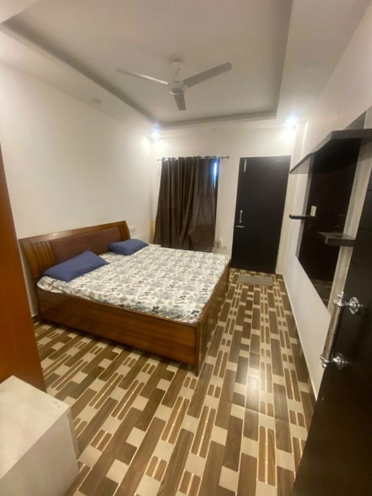 Bedroom, sector 33 3 Bedroom 2600 Sq.Ft. Builder Floor In Sector 33 Chandigarh 10564932