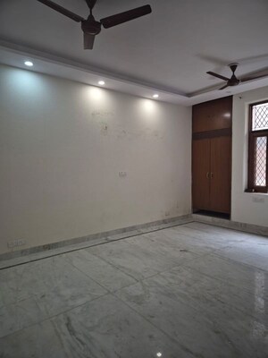 3 BHK Builder Floor For Rent in Sector 15